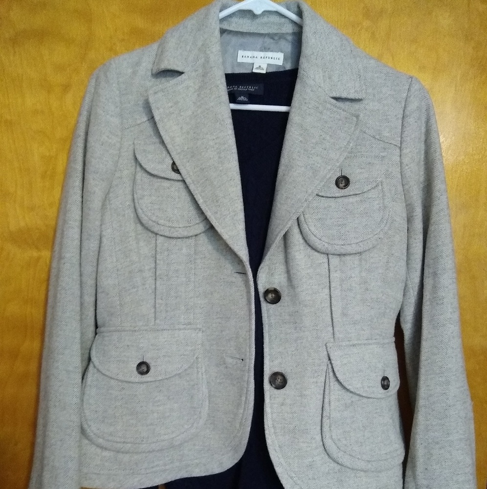Banana Republic Bell Sleeve Blazer